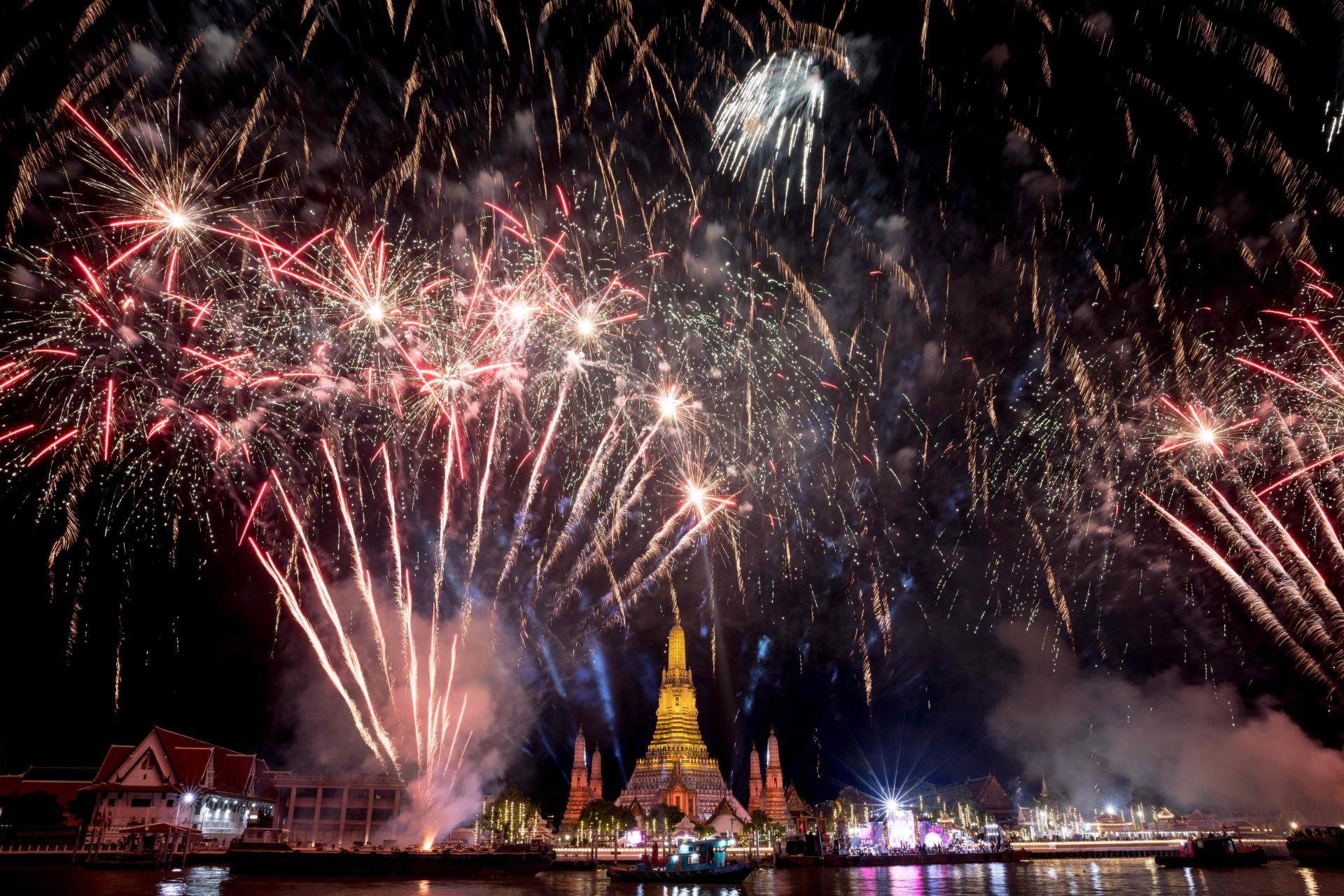 Predivni prizori: Pogledajte vatromet u Bangkoku