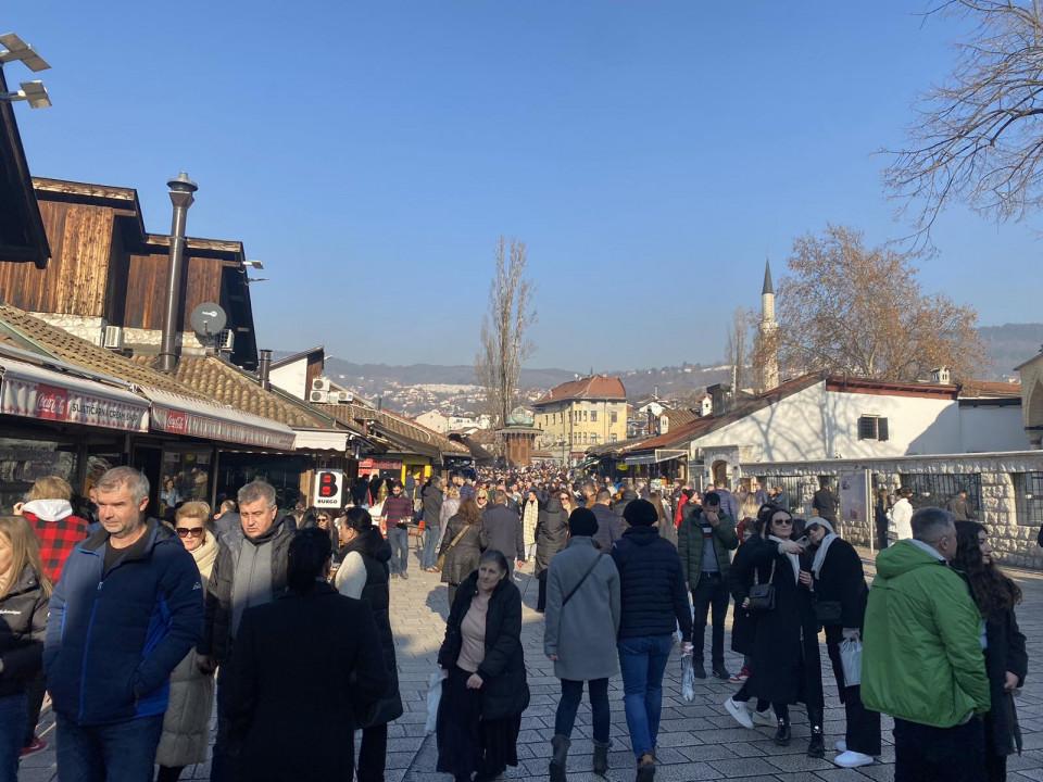 U Sarajevu, Sanskom Mostu i Livnu 2022. godina je najtoplija, i danas sunčano