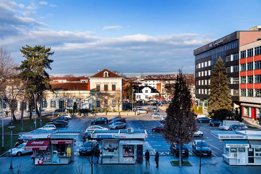 Građanima Srbije i u 2023. godini omogućen besplatan parking u Banja Luci