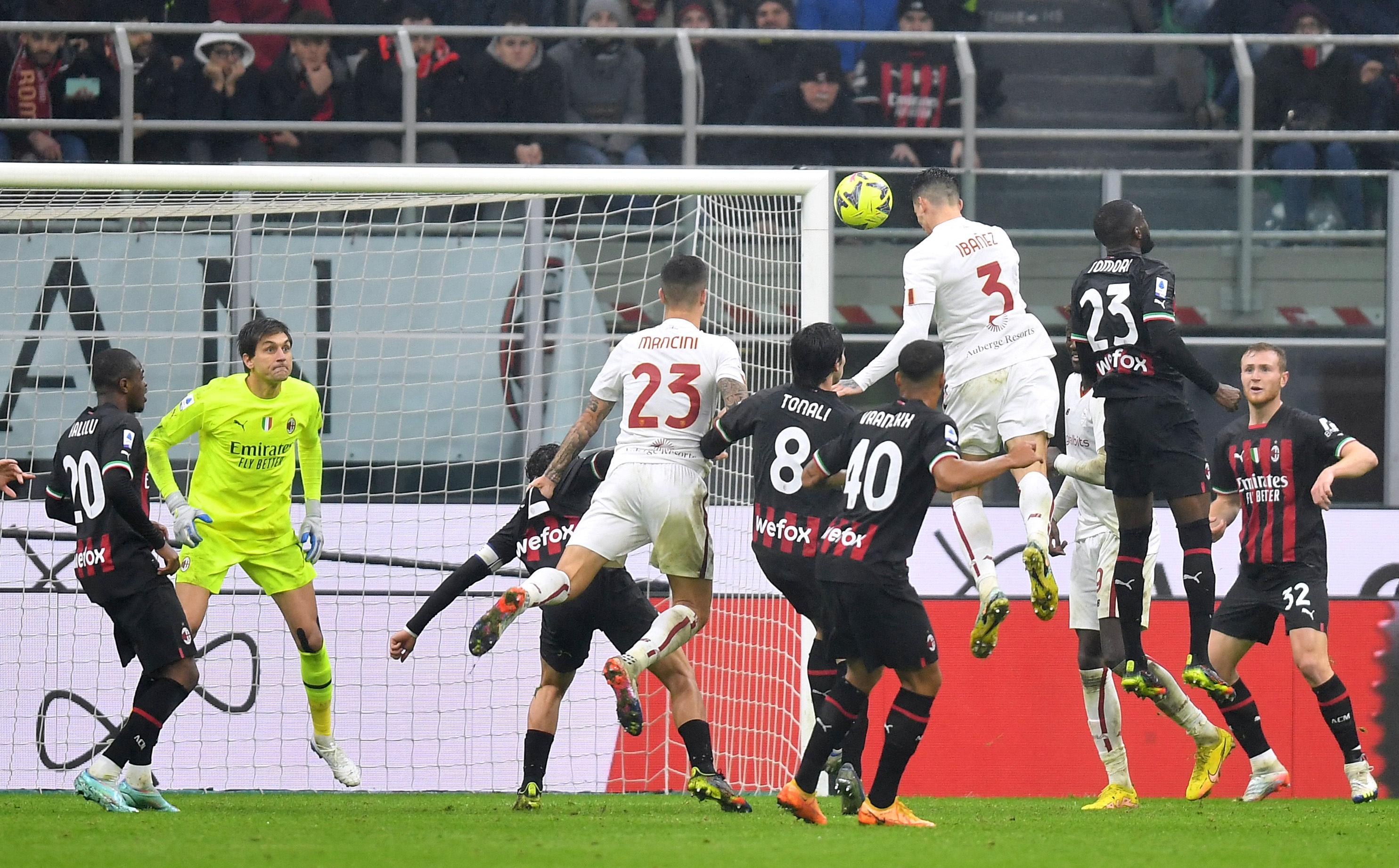 Milan ispustio dva gola prednosti, Roma se spasila u nadoknadi