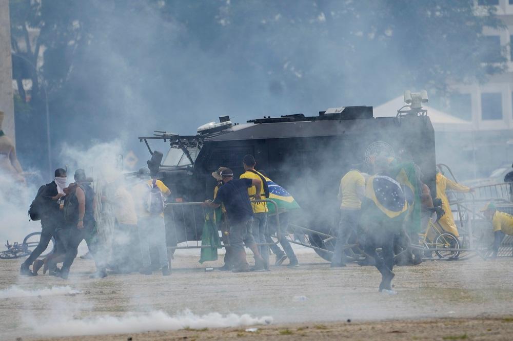 Bolsonarove pristalice napravile haos - Avaz