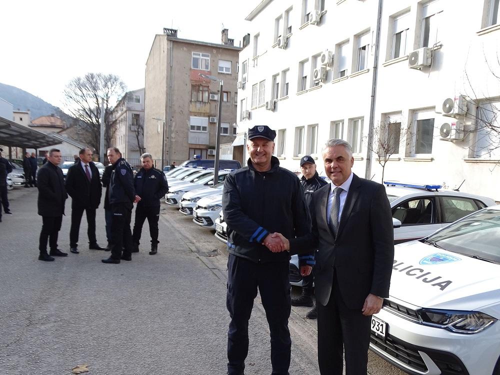 MUP HNK dobio nova 23 policijska vozila