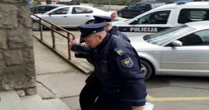 Muškarac iz Ilijaša optužen zbog pucnjave u Varešu: Ispalio šest metaka i oštetio tri vozila