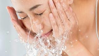 Zašto je umivanje kiselom vodom dobro za kožu