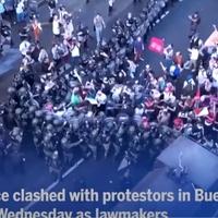 Zbog reformi novog predsjednika: Žestoke borbe policije i demonstranata u Argentini
