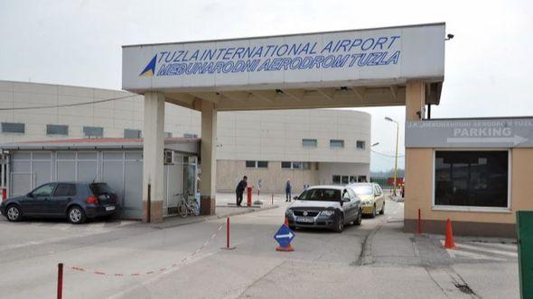 Međunarodni aerodrom Tuzla - Avaz