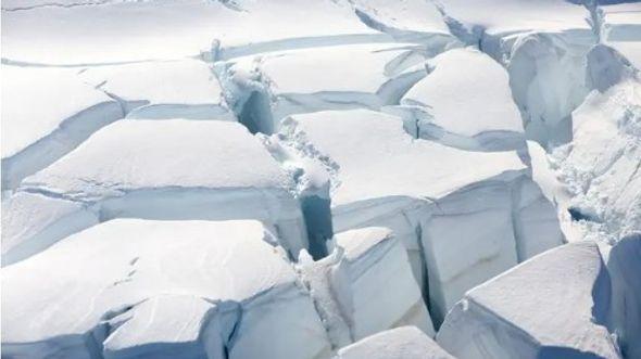 Antarktik, Led - Avaz