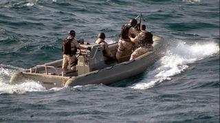Dva američka mornara nestala kod obale Somalije
