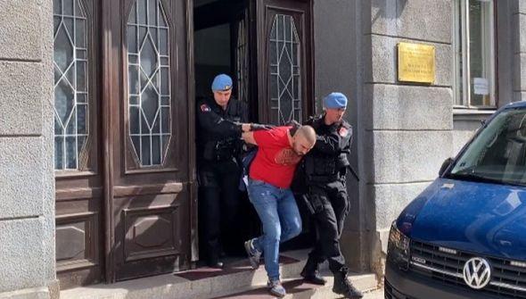 Adi Nukić tokom akcije hapšenja - Avaz