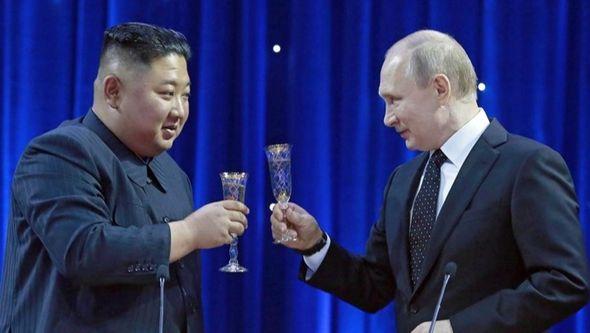 Kim Jong Un i Vladimir Putin - Avaz