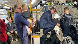 Nikšić u rijetko viđenom izdanju: Sa unucima se provozao tramvajem, na Baščaršiji zajedno hranili golubove