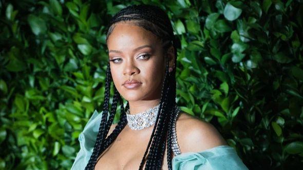 Rihanna - Avaz