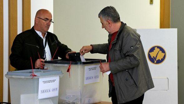 Pravo glasa imalo je ukupno 45.098 birača - Avaz
