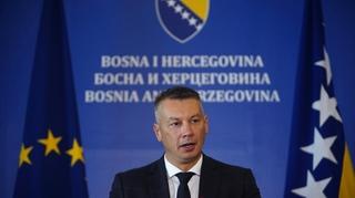 Ministar Nešić poručio: Nećemo dozvoliti divljanje migranata po BiH