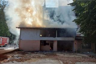 Ugašen požar u Istočnom Sarajevu: Policija vrši uviđaj