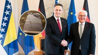 Denis Bećirović predsjedniku Njemačke poklonio knjigu čuvenog bh. književnika