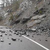 BIHAMK: Ceste su klizave, povećana opasnost od odrona kamenja ili zemlje