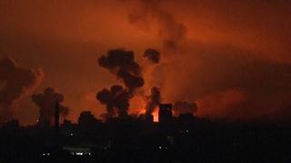 Video / Pogledajte eksplozije nad Gazom nakon večerašnjeg izraelskog bombardiranja