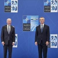Bajden i Stoltenberg na samitu B9 razmatraju strategiju NATO-a