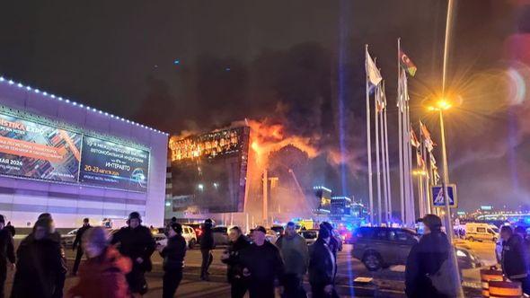 Zapaljena dvorana u Moskvi - Avaz
