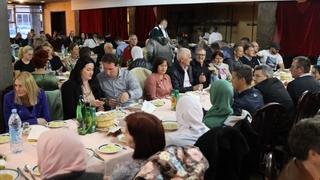 U Banovićima iftar za 600 građana