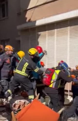 Crnogorski spasioci iz ruševina izvukli ženu 