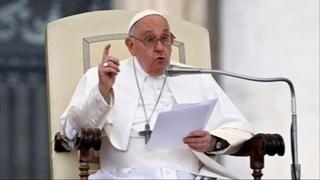 Papa Franjo apelovao na ljude širom svijeta da "ne zatvaraju svoja srca usred tolikih ratova"