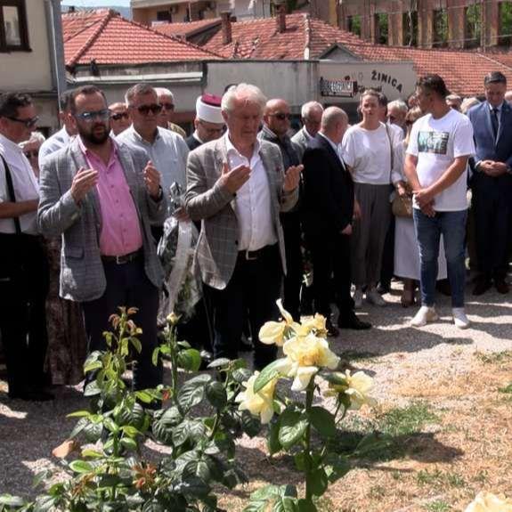 Lendo u Mostaru položio cvijeće i odao počast poginulim pripadnicima ARBiH