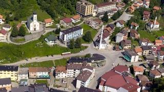 Općina Srebrenica: Odbijen prijedlog SNSD-a da se trg nazove "Republika Srpska"