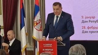 Dodik iz Beograda uputio separatističke poruke i veličao presuđene ratne zločince 