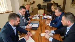 Premijer Nikšić i ministar Košarac održali sastanak o Trgovskoj gori