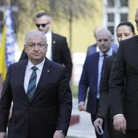 Dvodnevna posjeta: Ministar odbrane Turske sastao se sa Helezom