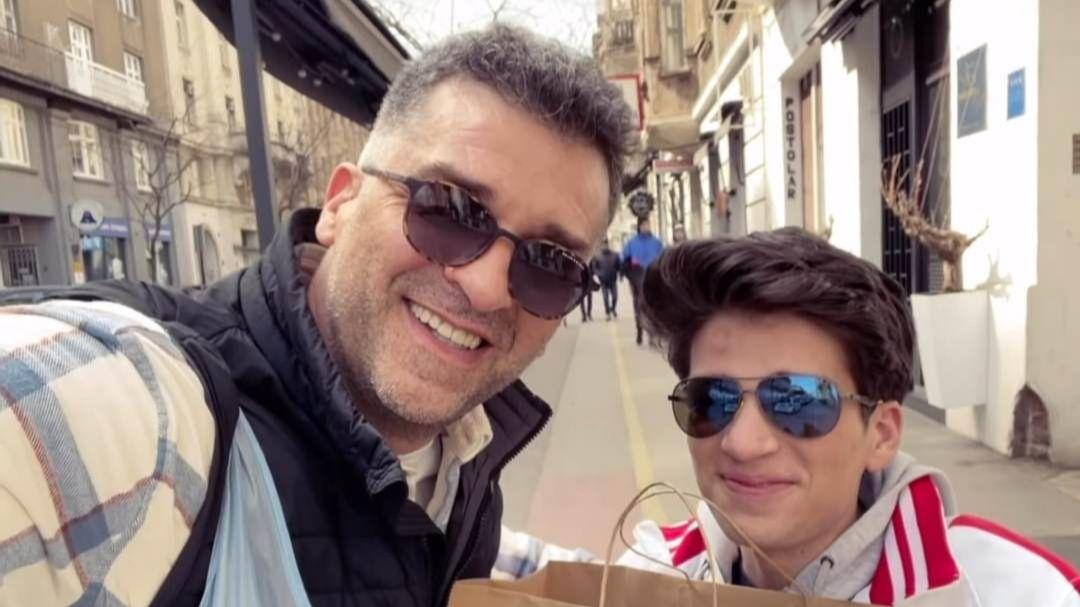 Danis Tanović podijelio emotivan video godinu dana nakon nesreće: Oporavak sina Orhana