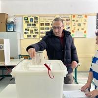 Adnan Šerak, kandidat trojke,  glasao u Vogošći: Optimističan sam!