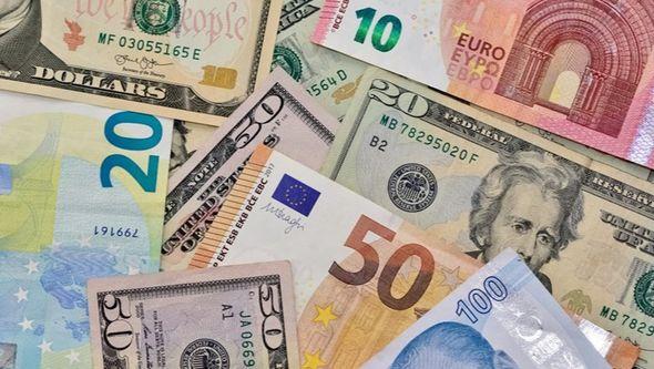 Dolar oslabio prema euru - Avaz