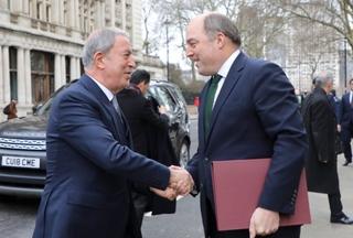 Ministri odbrane Turske i Velike Britanije se sastali: Razgovarali o saradnji