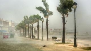 Spasilački timovi u Grčkoj izvlače ljude iz nabujalih voda, desetero poginulih u oluji Daniel