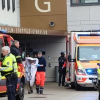 Drama u Njemačkoj: Tinejdžer nožem napao učenike u školi, više osoba povrijeđeno