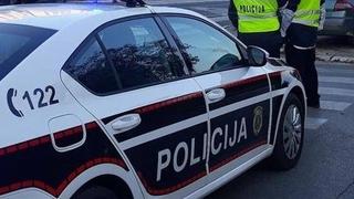 Dvojica razbojnika, prijeteći pištoljem, opljačkali pumpu u Zabrđu: Uz novac, ukrali i cigarete