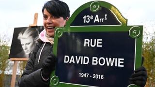 Ikona rok muzike dobila ulicu u Parizu: "Živio rock, živio pop, živio Dejvid Bouvi"