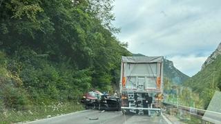 Teška saobraćajna nesreća na putu Jajce - Banja Luka