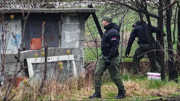 Policija pretražuje teren - Avaz