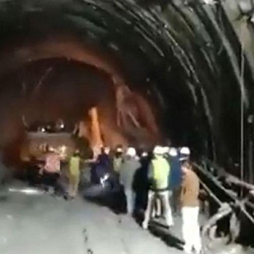 Urušio se tunel tokom izgradnje autoputa u Indiji: Zarobljeno više od 40 radnika