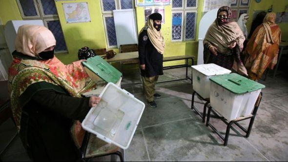 Pakistanci danas izlaze na izbore - Avaz
