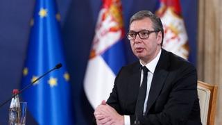 Vučić: Građani su predali 20.000 komada različitog naoružanja
