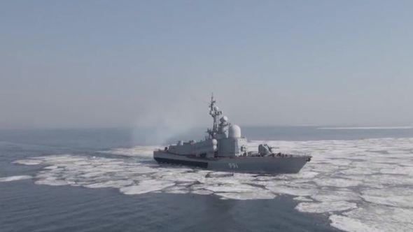 Ratna mornarica - Avaz