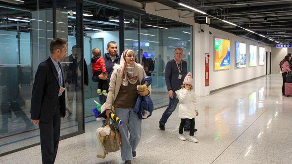 Samira El-Barawy sa porodicom stigla u Sarajevo - Avaz