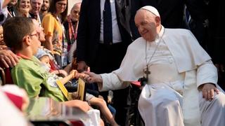 Papa Franjo posjetio svetište u Portugalu: Dočekalo ga 200.000 vjernika 