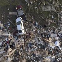 Razorni tornado uništio naselja na jugu Amerike: Bajden proglasio vanredno stanje