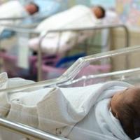 Na UKC Tuzla rođeno sedam, u Općoj bolnici "Prim. dr. Abdulah Nakaš" pet beba